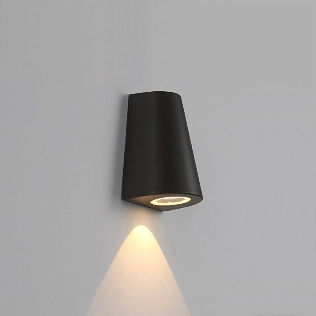 Outdoor Wall Light | NUSAKAN - Moralgardenlab, Outdoor Wall Light, moralgardenlab, Outdoor Wall Light, Wall Lights outdoor, Designer Wall Lights, Wall Lights outdoor, LED Wall Lights, Modern Wall Lights, Colour_Grey, Colour_Black, Lighting outdoor, Material_Steel/Alu, Room_Outdoor, Prix_100€-199€, Style_Contemporain, Size_Petit (<40cm), Moralgardenlab, moralgardenlab.com
