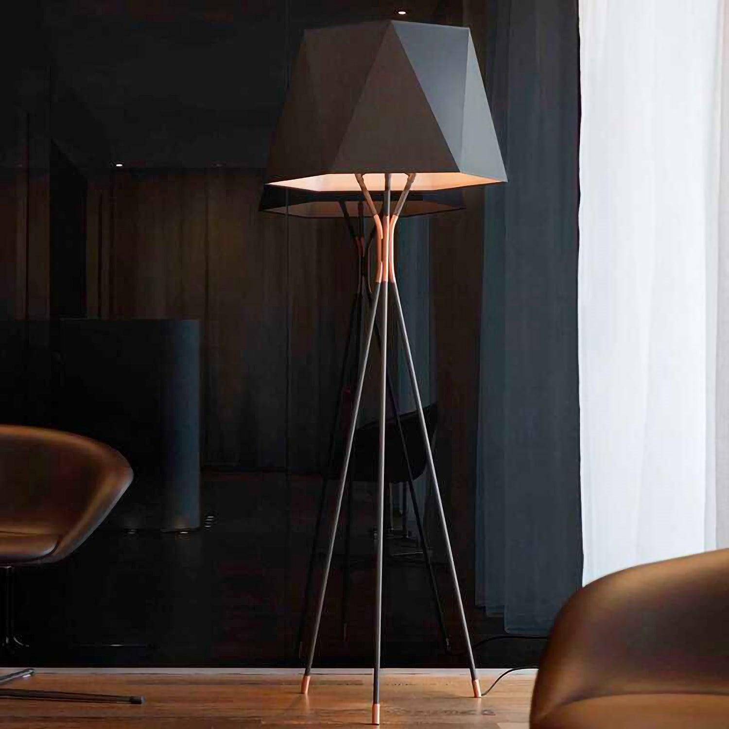 Indoor Floor Lamp | PRAEPES - Modilu