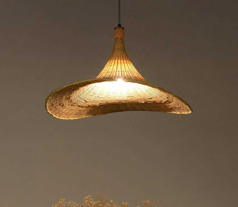 Chandelier in Wood | MINOR