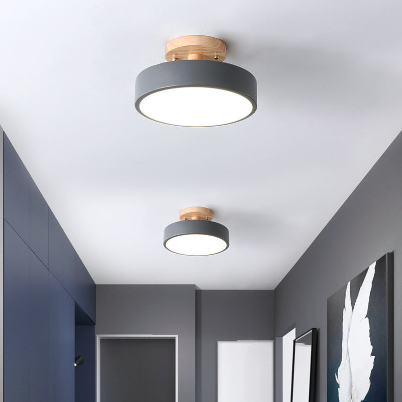 Ceiling light | Practical