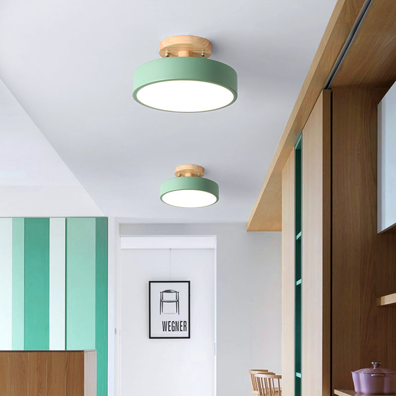 Ceiling light | Practical