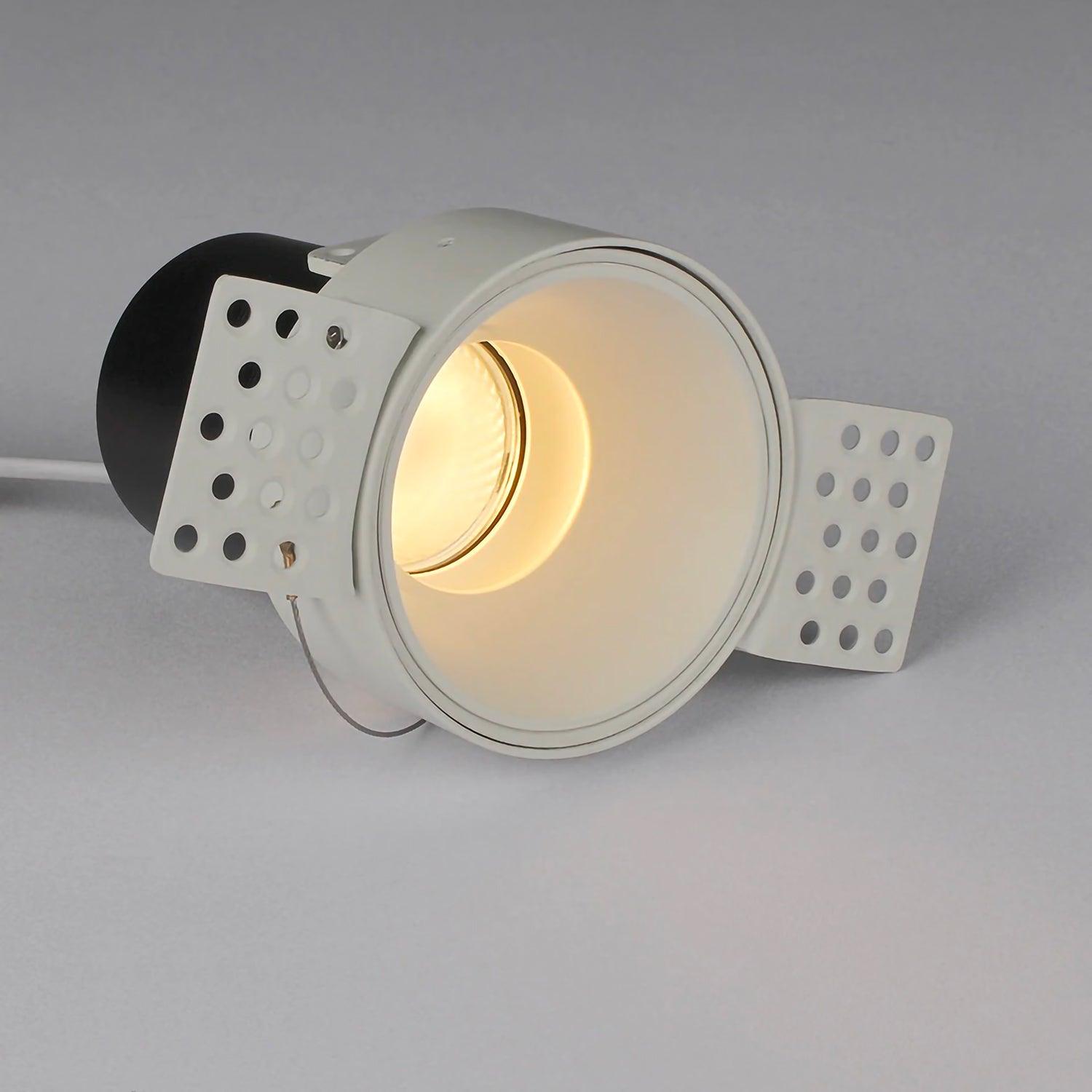 Spotlight | KHAN - Moralgardenlab, Spotlights, moralgardenlab, Colour_White, Colour_Black, Indoor Lighting, Material_Steel/Alu, Room_Office, Room_Bedroom, Room_Hallway, Room_Kitchen, Room_Dining Room, Room_Living Room, Room_Living_Room, Prix_50€-99€, Spotlights Kitchen, Spotlights indoor, Spotlights industriels, Spotlights LED, Spotlights Living Room, Style_Contemporain, Style_Industrial, Style_Minimalist, Type de Spotlight_Invisible, Moralgardenlab, moralgardenlab.com